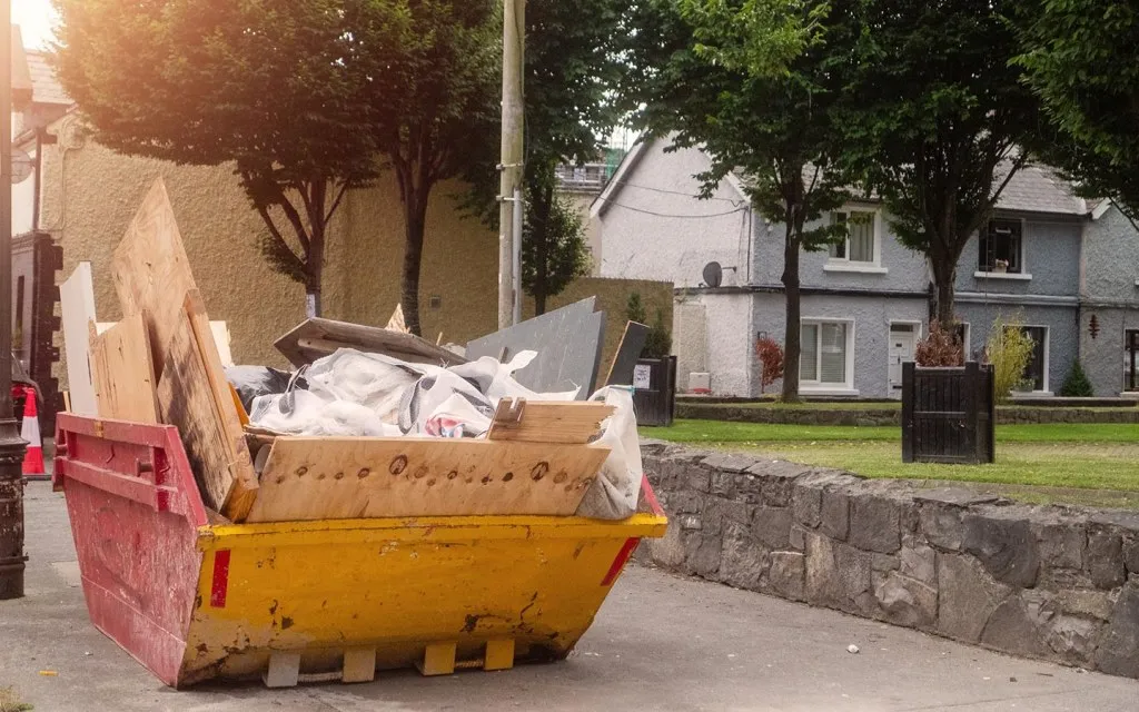 حاويات النفايات